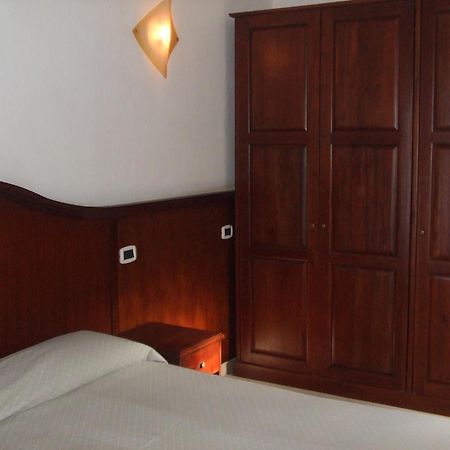 Hotel Stella Del Sud Calasetta Kültér fotó
