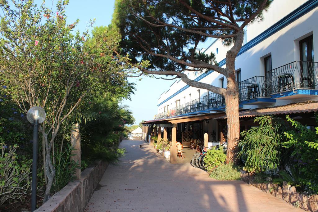 Hotel Stella Del Sud Calasetta Kültér fotó